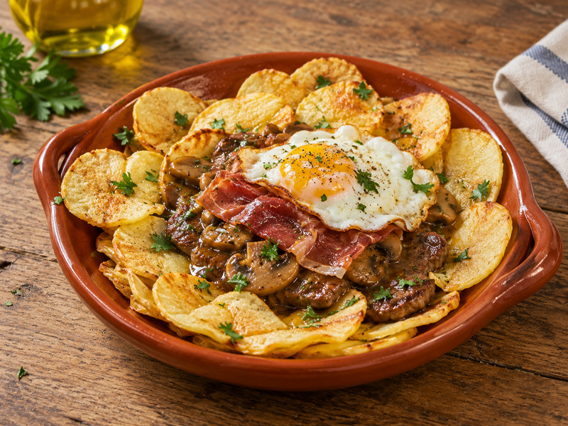 Bife à Portuguesa com cogumelos